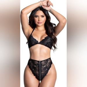 Yandy 2-Piece Black Bra and Thong Zip Panty Sexy Lace Lingerie Set Size L /  XL